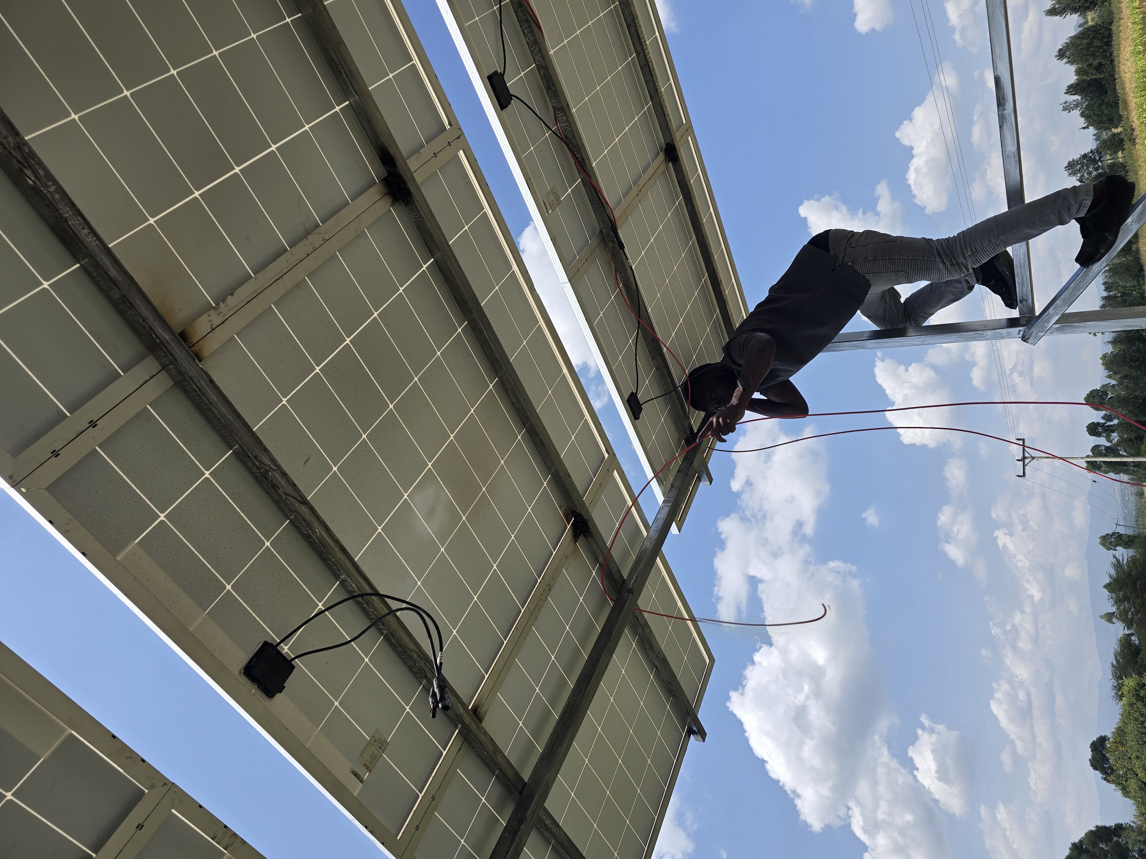 Solar borehole pump installation