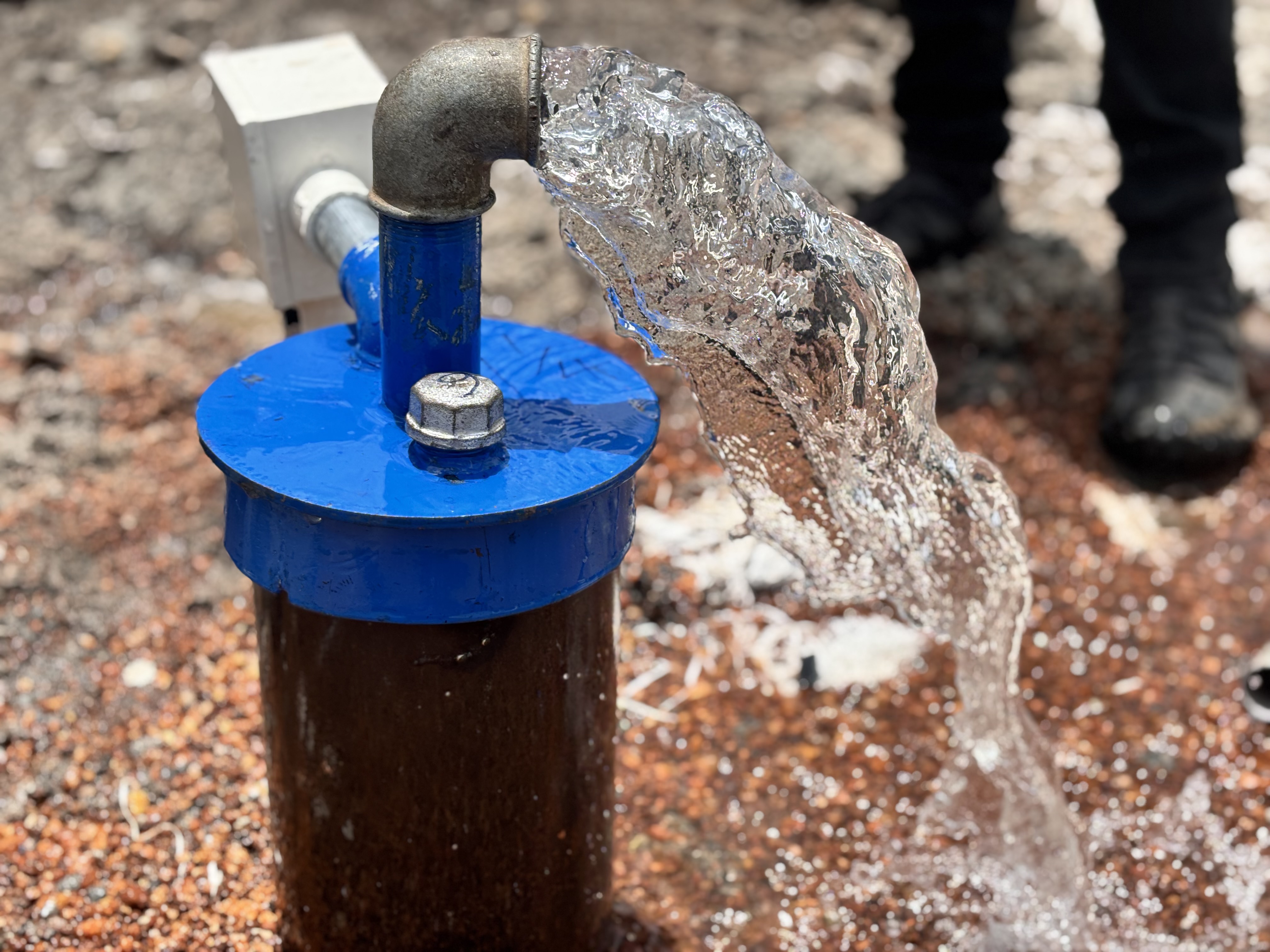 Simple DC pump equipping on Kantafu 150m livestock borehole